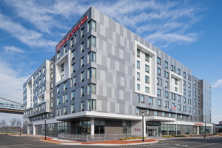 Hotel 2 of 52