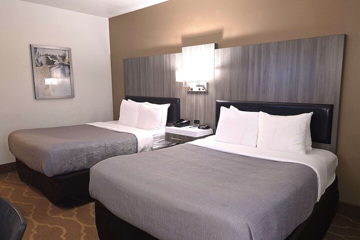 Quality Inn & Suites Longview Kelso