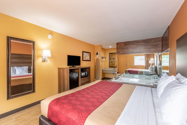 Room 22 of 44