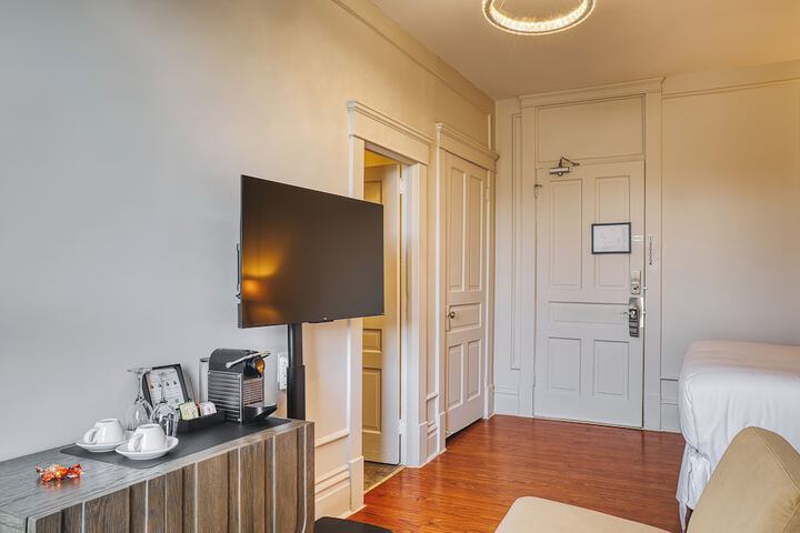 The Windsor Hotel by Hoco Hotels Collection