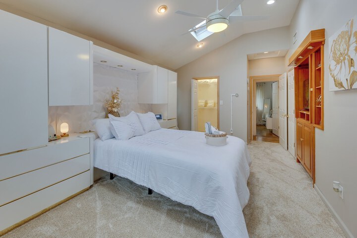 dreams of Paradise Luxury Home w / Pool!