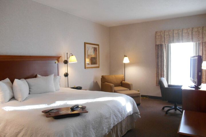 Room 34 of 46