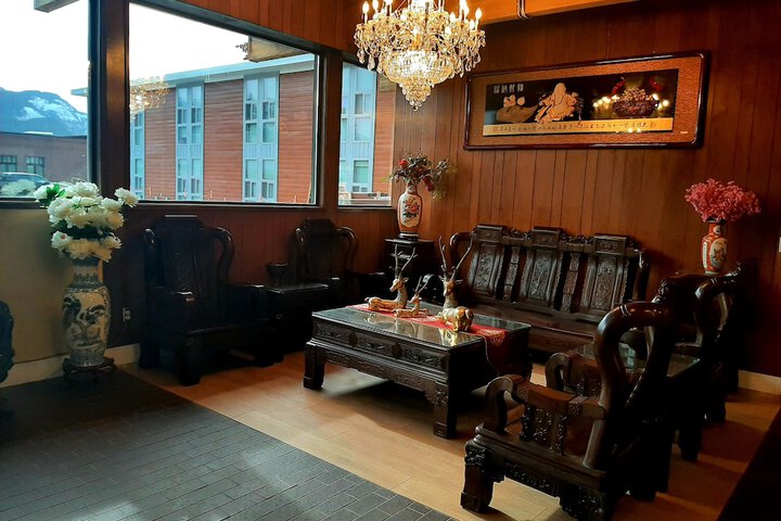 Grizz Hotel