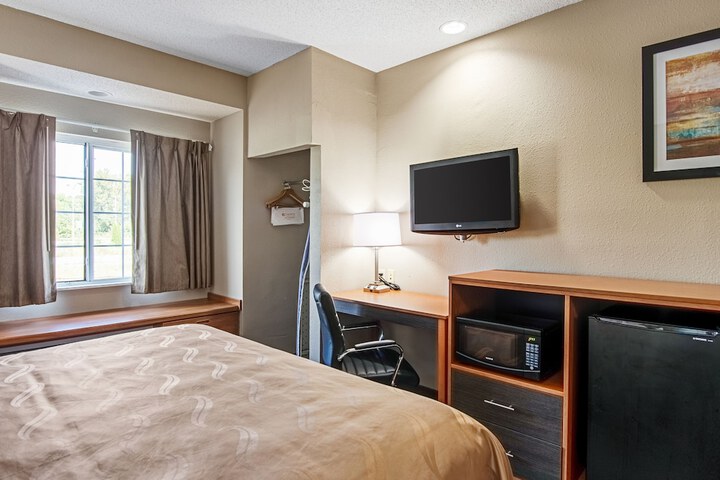 Room 18 of 41