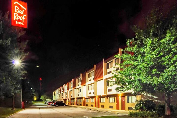 Red Roof Inn Cleveland Airport-Middleburg Heights