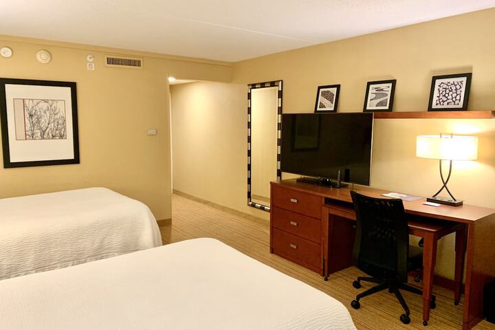 Room 20 of 39