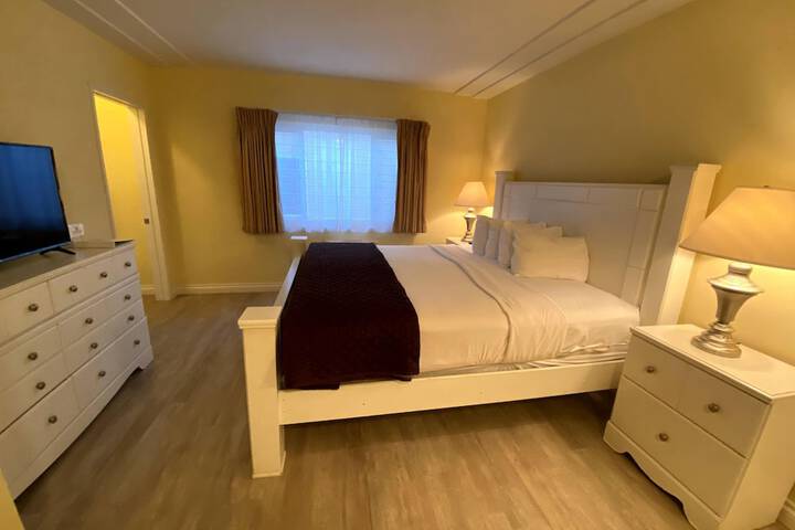 Hollywood Celebrity Hotel