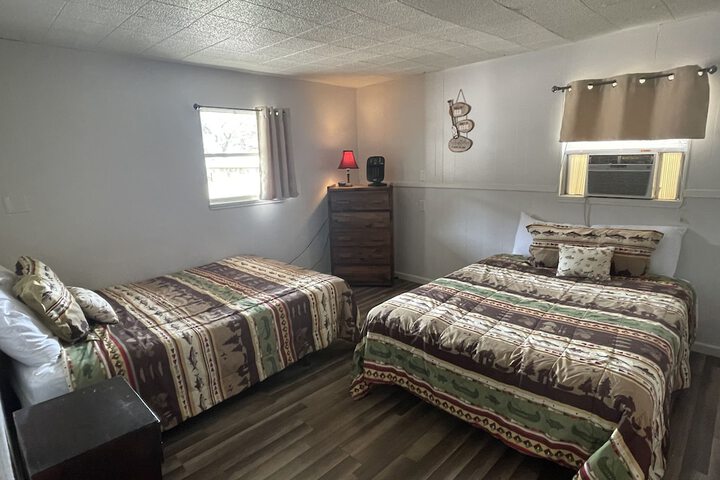Room 125 of 213