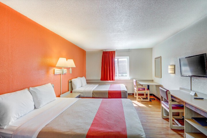 Room 26 of 29