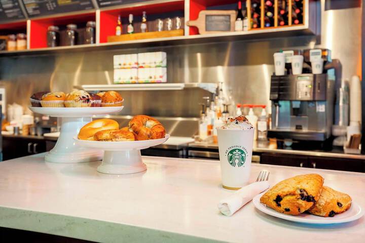 Breakfast/Coffee Service 39 of 43