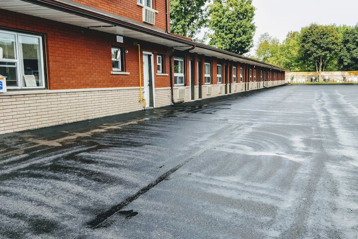 Hotel 5 of 41