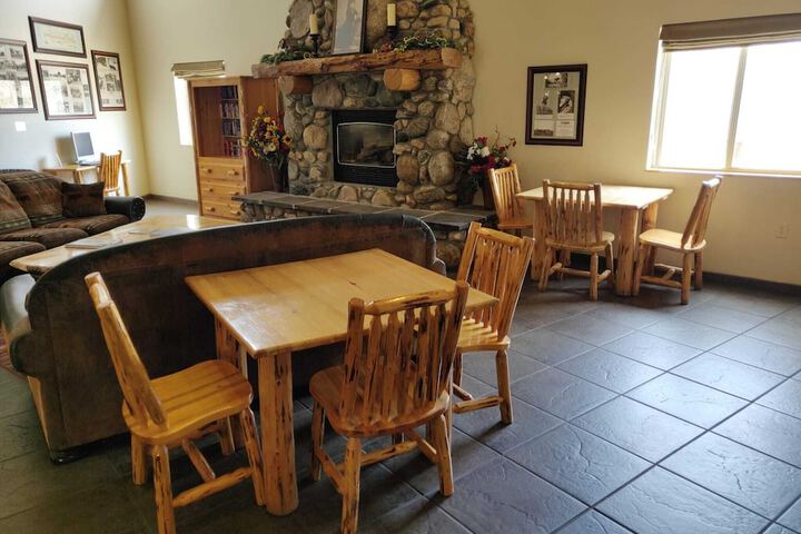 Cody Legacy Inn & Suites