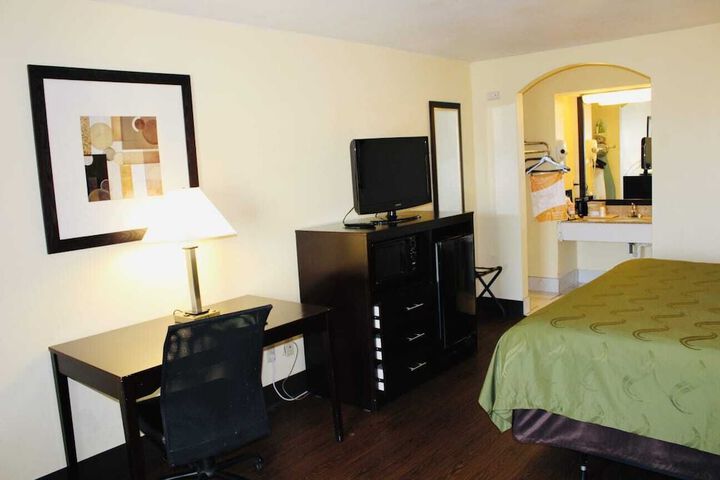 Room 42 of 56
