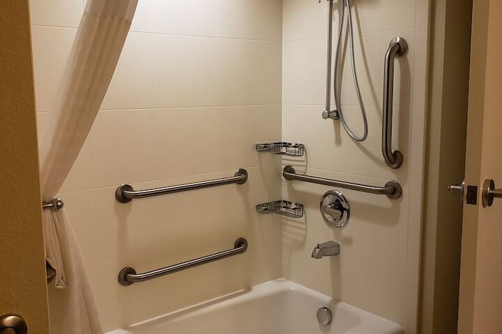 Room 21 of 59