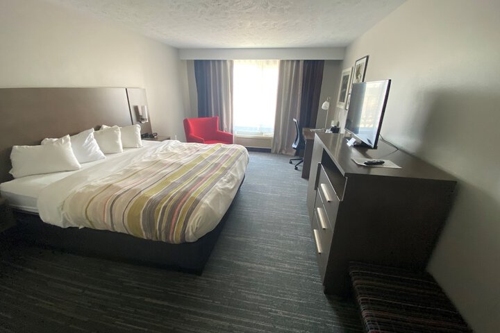 Country Inn & Suites by Radisson Council Bluffs, IA