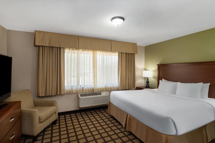Baymont by Wyndham Oacoma