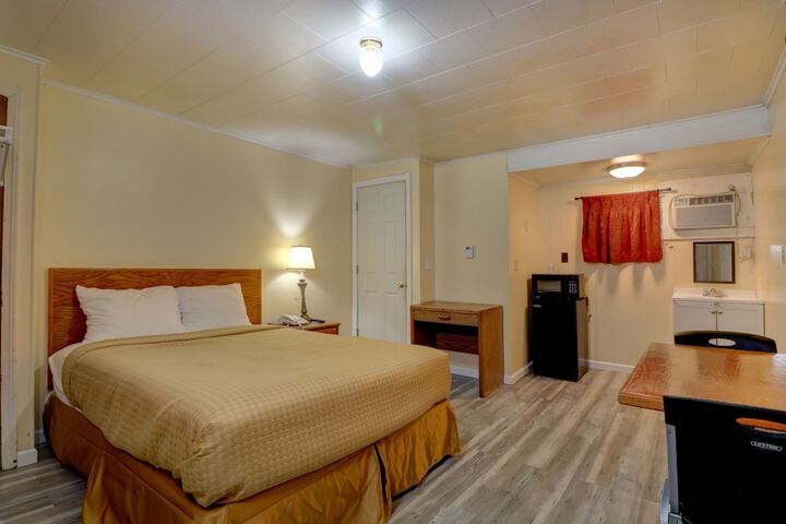 Room 21 of 58