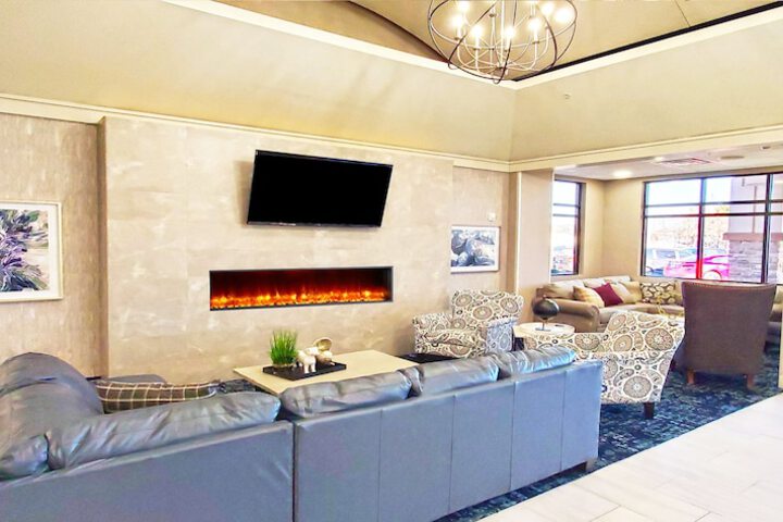 Hotel 4 of 77