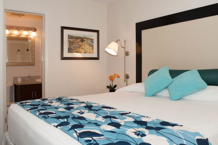 Laguna Shores Studio Suites
