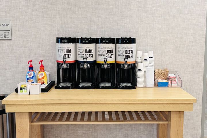 Breakfast/Coffee Service 89 of 115