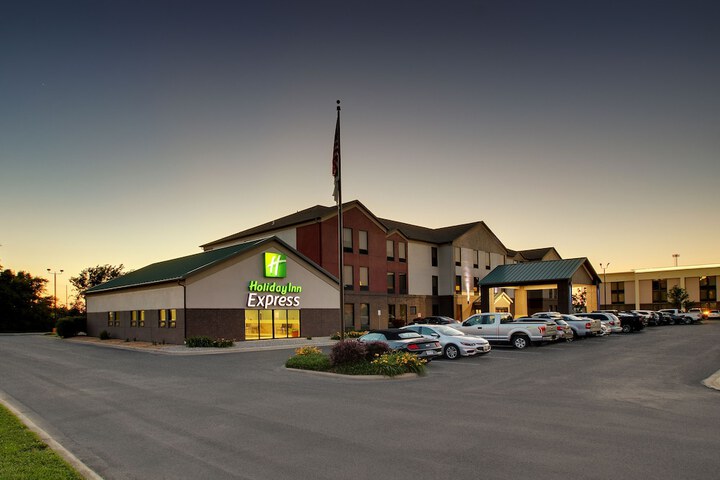 Hotel 15 of 50
