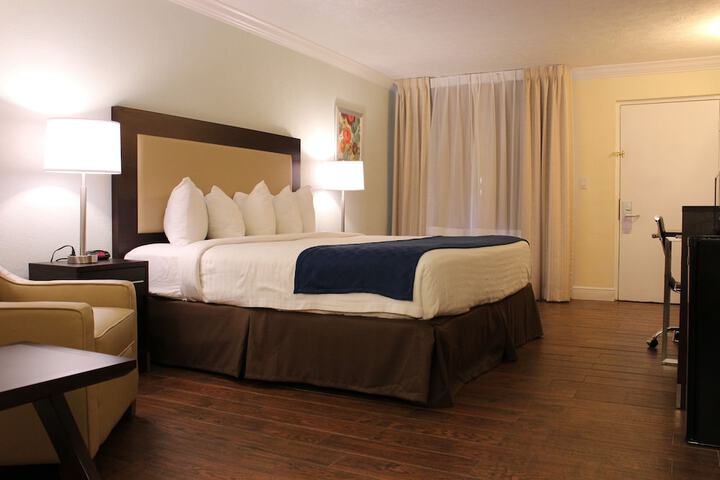 Room 49 of 94