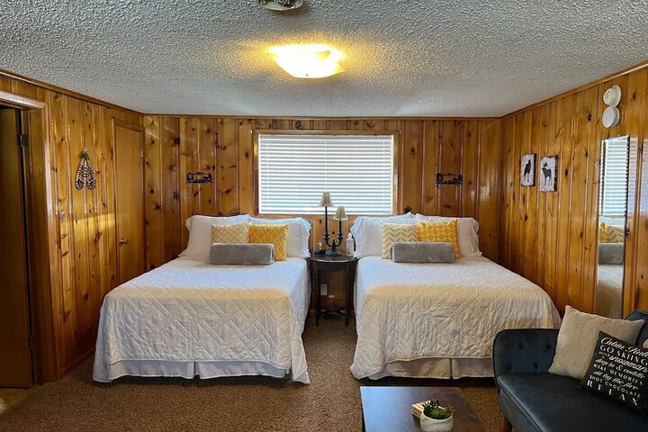 Room 71 of 236