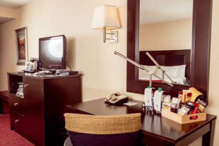 BEST WESTERN PLUS Coquitlam Inn Convention Centre