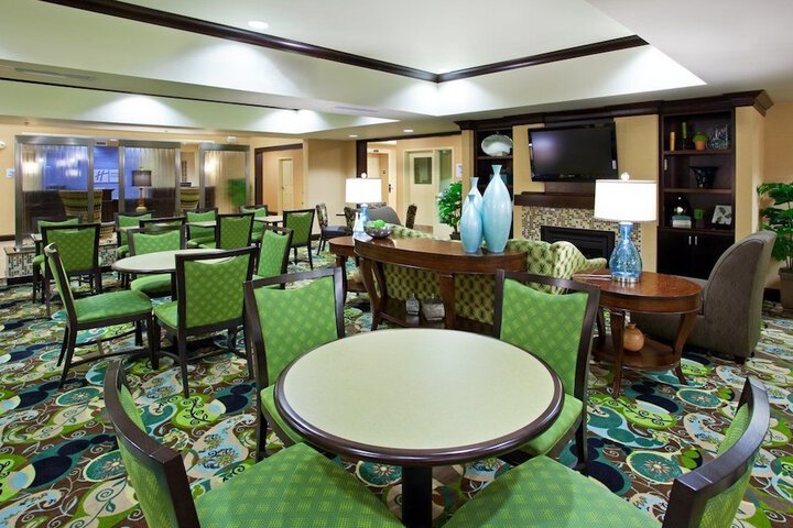 Holiday Inn Express Columbus-Dublin by IHG