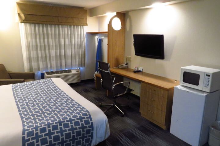 Room 36 of 53