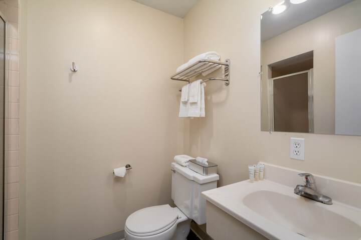 Room 12 of 17