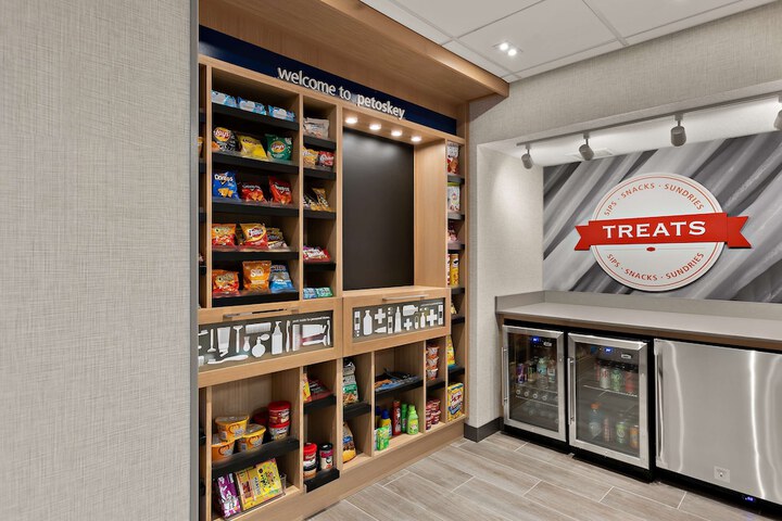 Hampton Inn & Suites by Hilton Petoskey