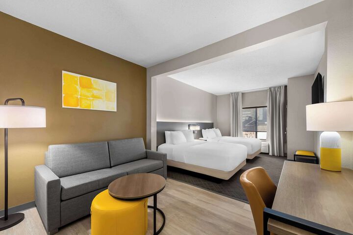 Room 14 of 28