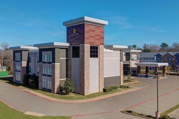 La Quinta Inn & Suites by Wyndham Tyler - University Area