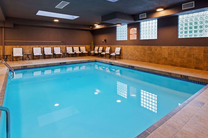 Pool 2 of 37