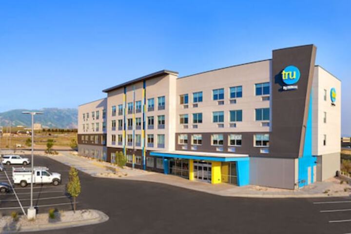 Tru by Hilton Clearfield Hill Air Force Base UT