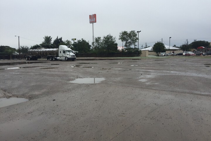 Texas Inn and Suites City Center at University Dr.