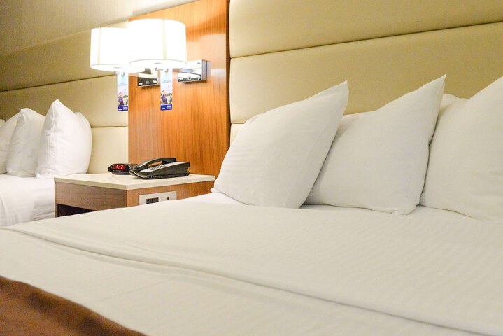 Travelodge by Wyndham Culver City