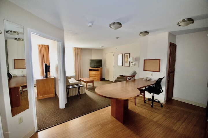 Room 28 of 36
