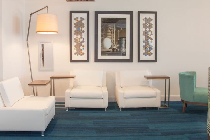 Holiday Inn Express & Suites Panama City Beach - Beachfront by IHG