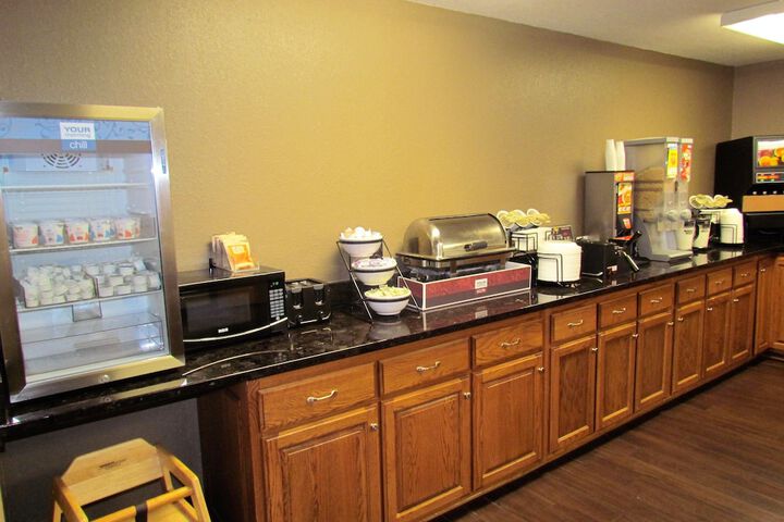 Breakfast/Coffee Service 58 of 75
