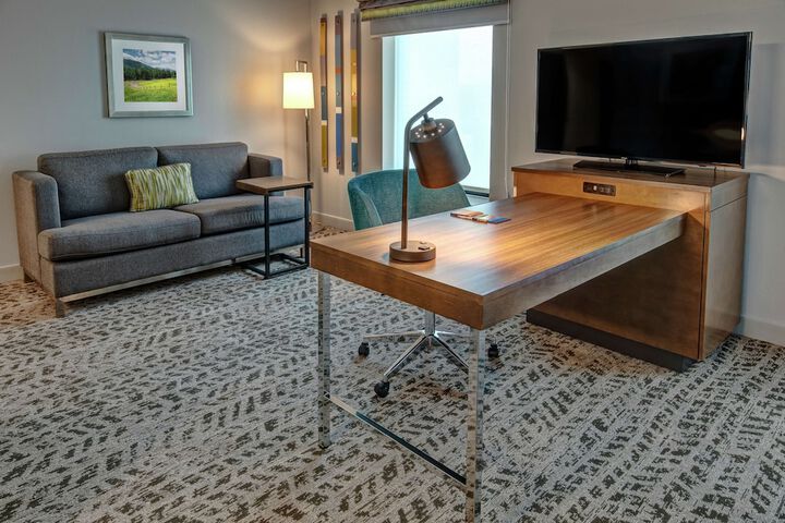Hampton Inn & Suites Nashville / Goodlettsville