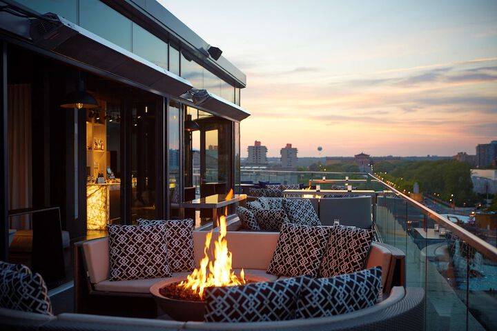 The Logan Philadelphia Curio Collection by Hilton