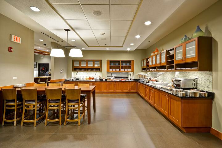 Hyatt Place Chicago / Naperville/Warrenville