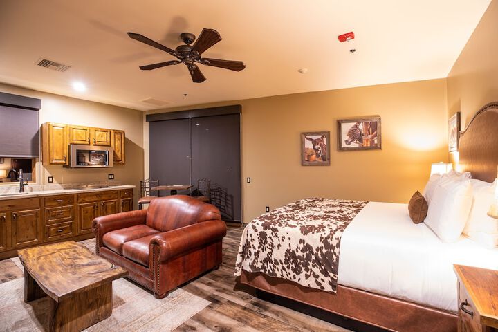Room 47 of 59