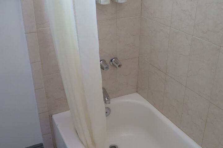 Room 15 of 25