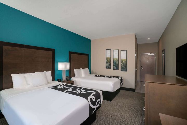 La Quinta Inn & Suites by Wyndham West Memphis