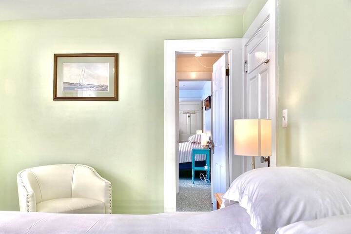 Room 29 of 60