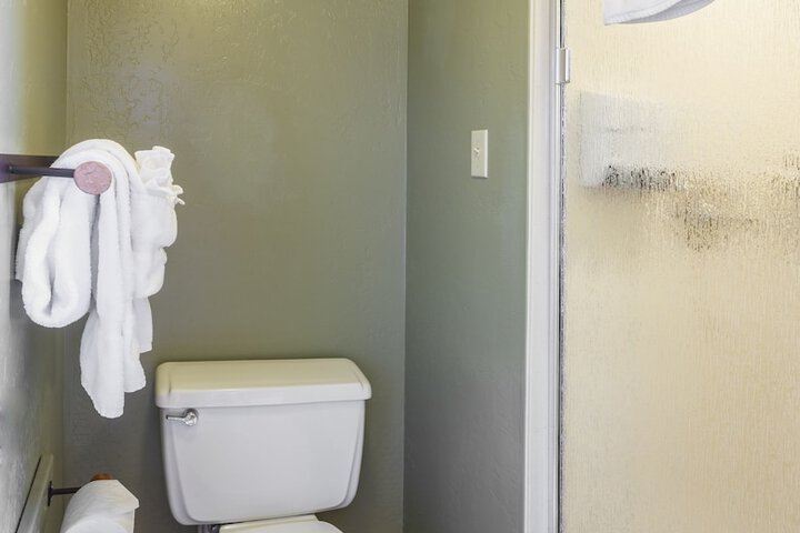 Room 22 of 39