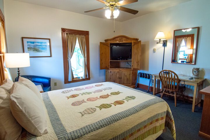 Room 28 of 125